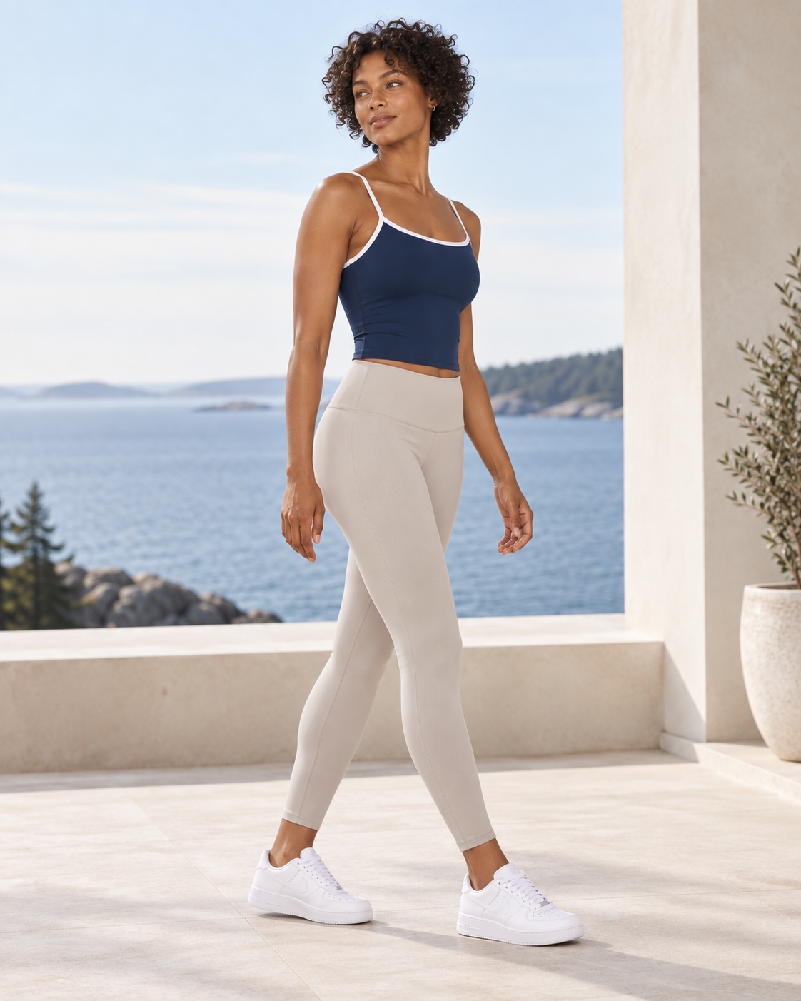 Studio Contour Tank