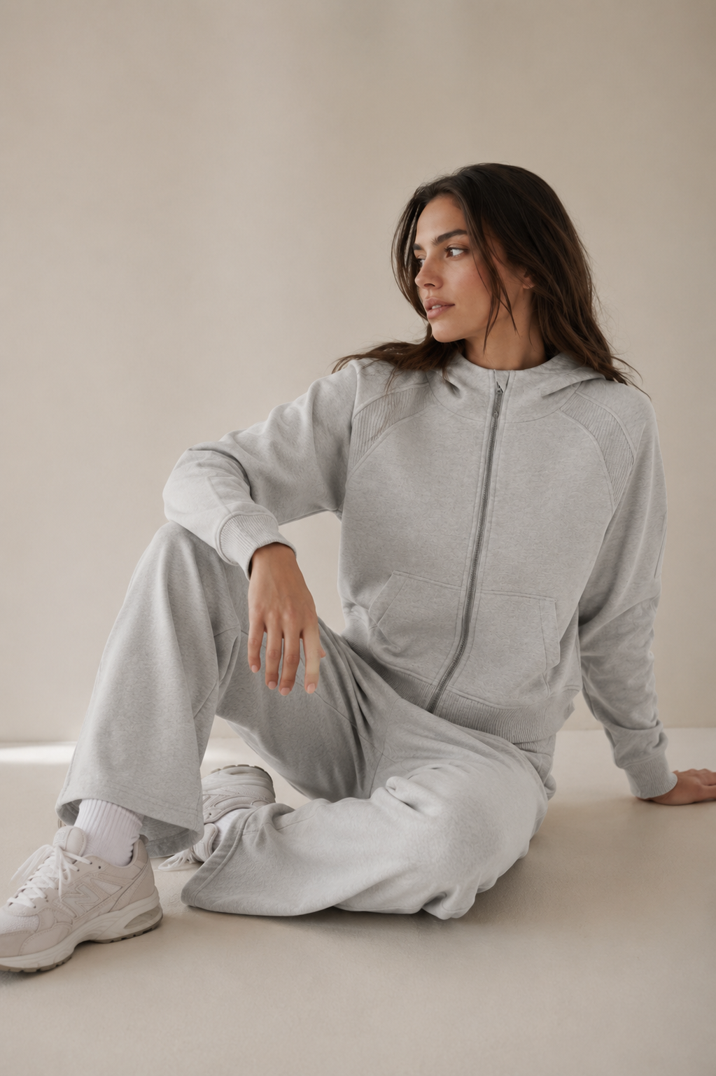 Studio Cropped Zip