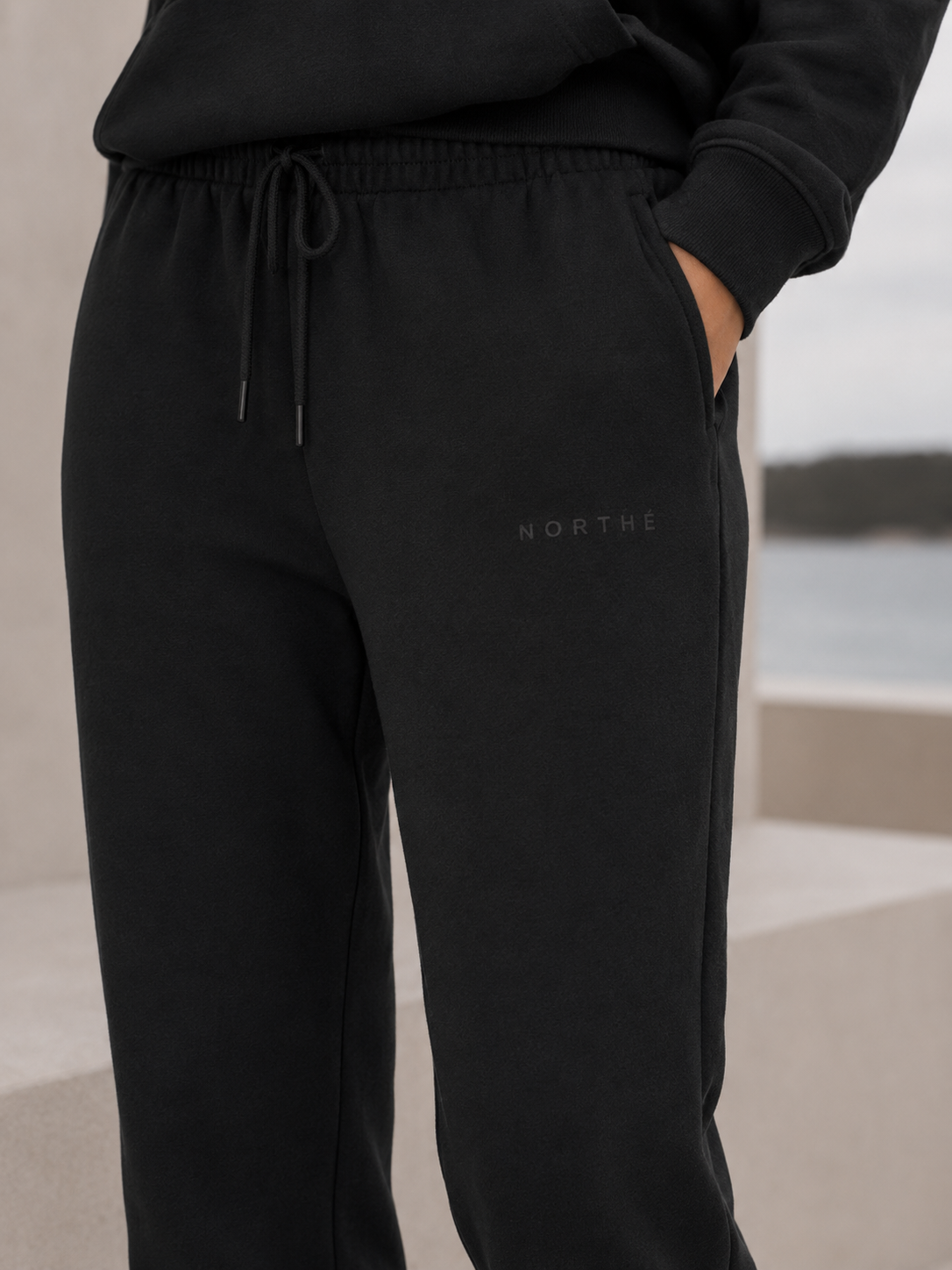 Core Classic Sweatpants- Essential Tone