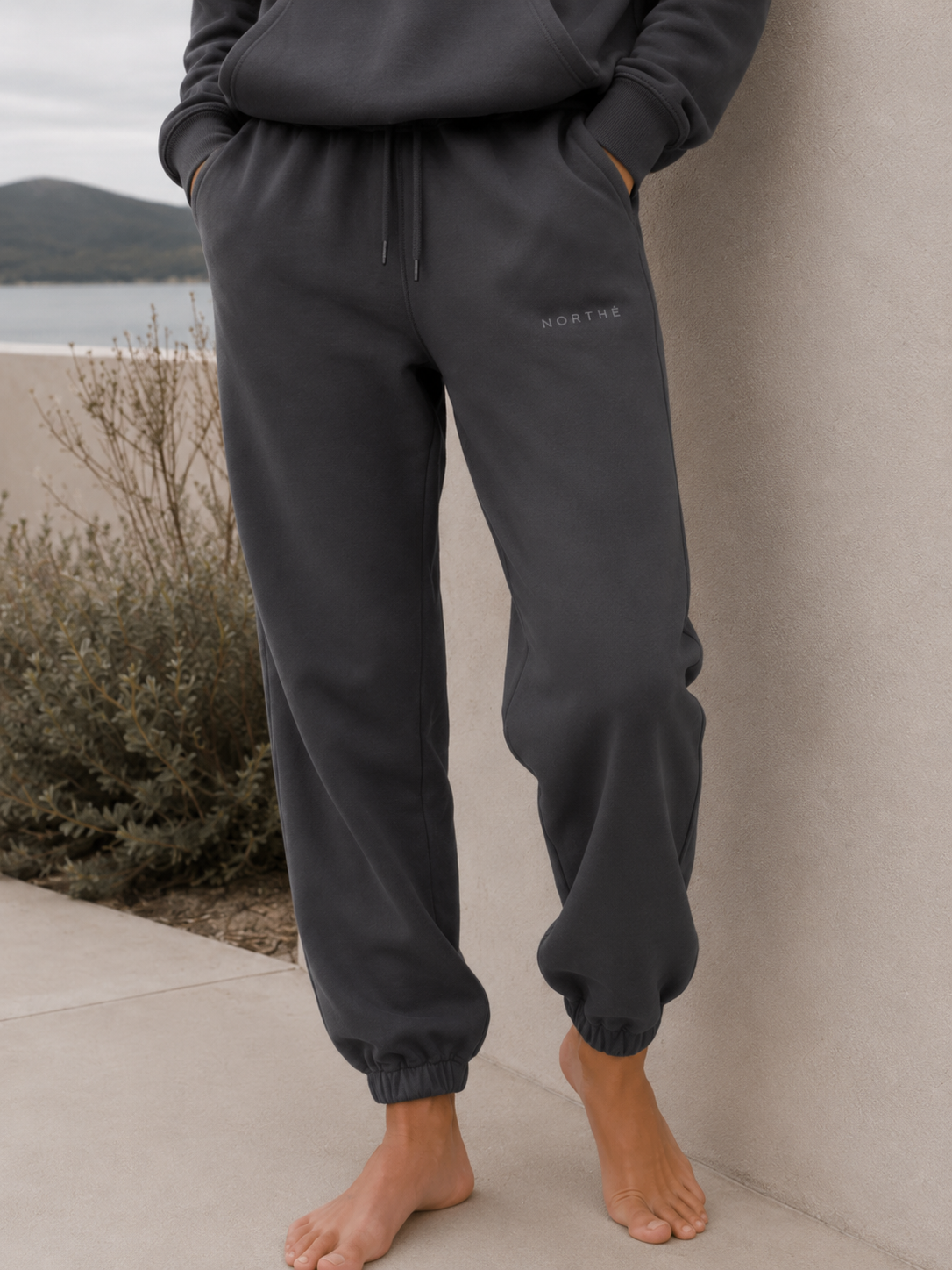 Core Classic Sweatpants- Essential Tone