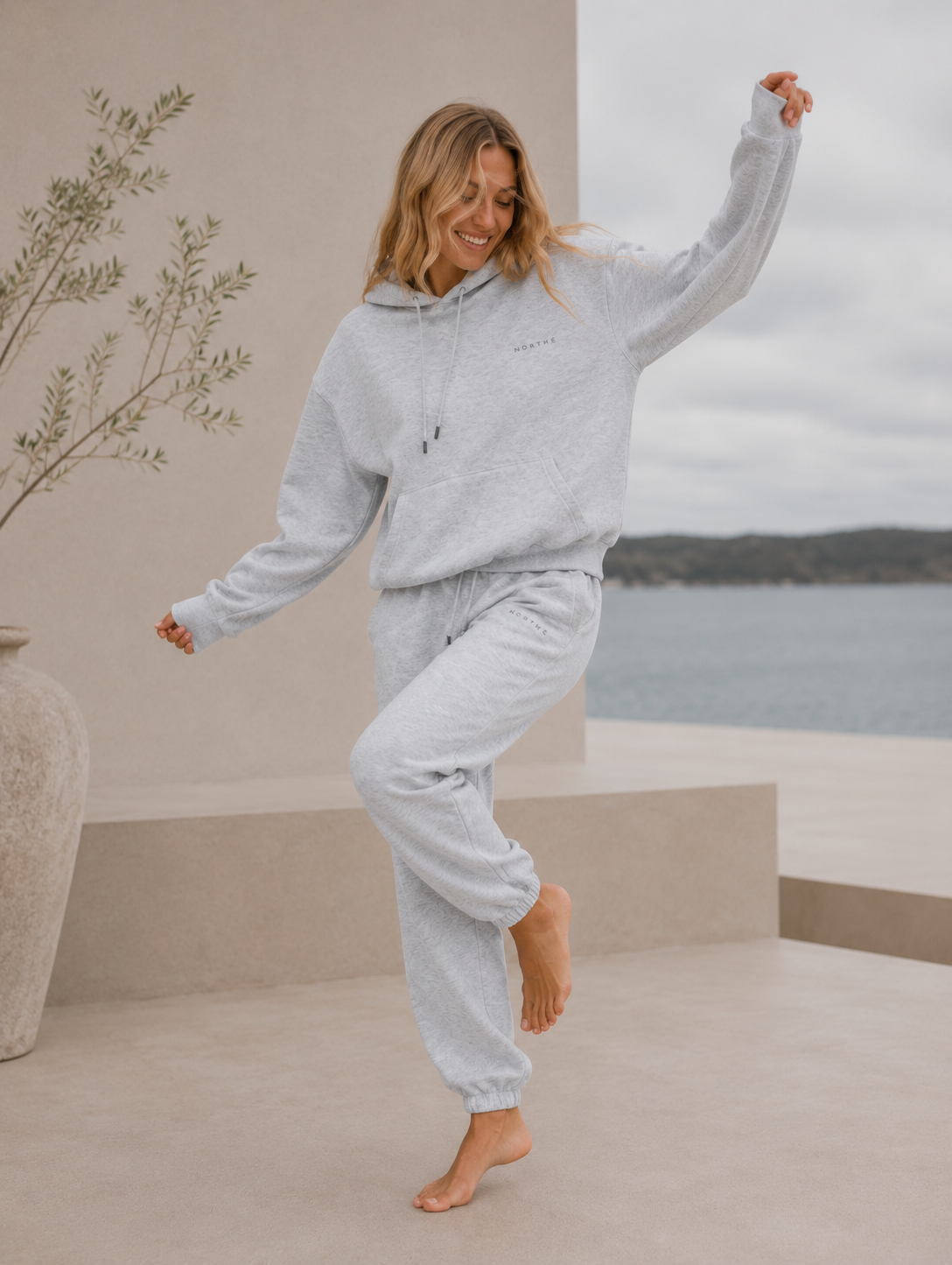 Core Classic Hoodie - Essential Tone