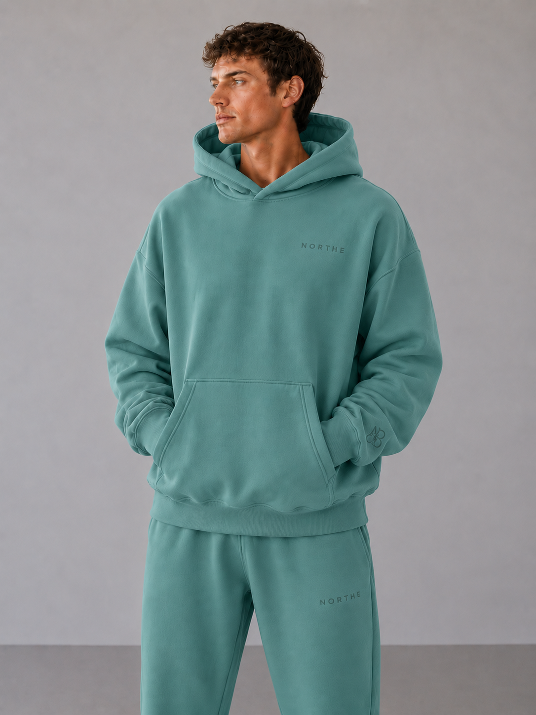 CORE HOODIE - OVERSIZED FIT